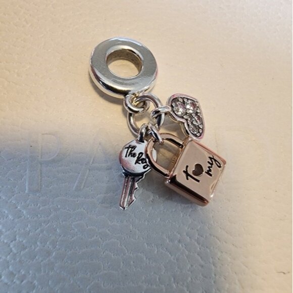 Pandora Two-tone Key, Padlock & Heart Triple Dangle Charm - Picture 2 of 8